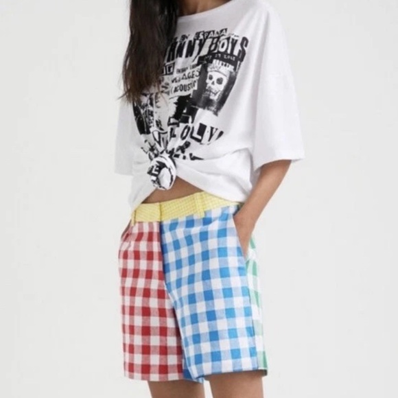 Desigual Multicolor Checkered Women Shorts - Picture 1 of 3